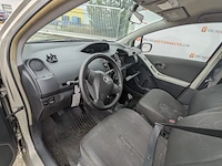 Personenauto toyota, yaris 1.0 vvti cool, bouwjaar 2011 - afbeelding 3 van  50
