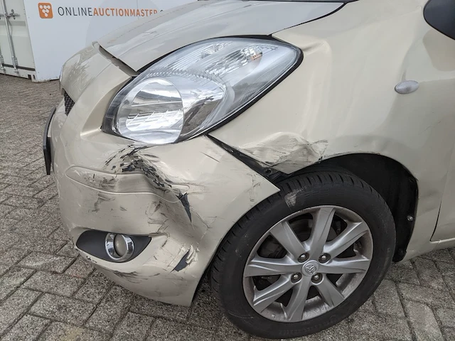 Personenauto toyota, yaris 1.0 vvti cool, bouwjaar 2011 - afbeelding 36 van  50