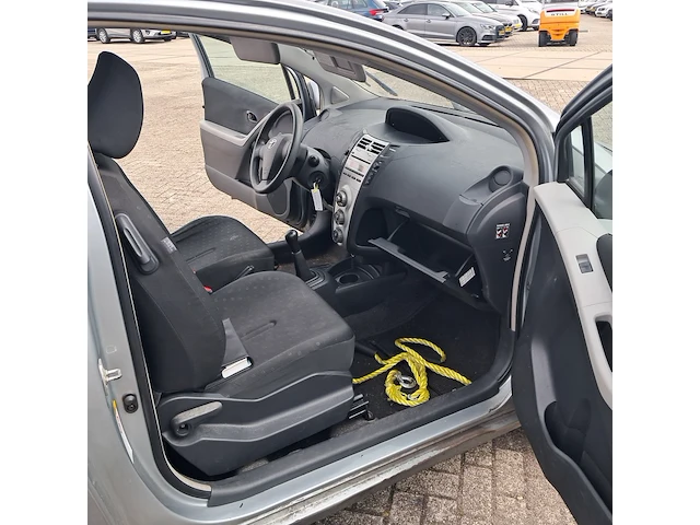 Personenauto, toyota, yaris 1.0 vvti terra, 2006 - afbeelding 11 van  36