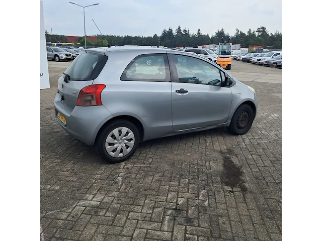 Personenauto, toyota, yaris 1.0 vvti terra, 2006 - afbeelding 32 van  36
