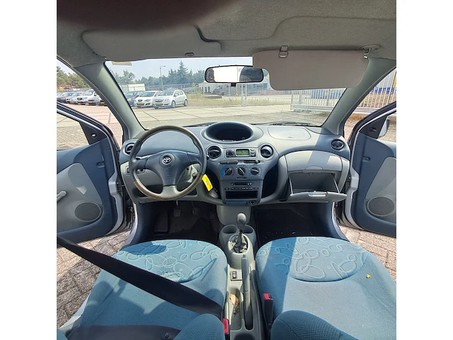 Personenauto, toyota, yaris 1.3-16v vvt-i luna, 2001 - afbeelding 3 van  29