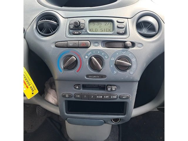 Personenauto, toyota, yaris 1.3-16v vvt-i luna, 2001 - afbeelding 6 van  29