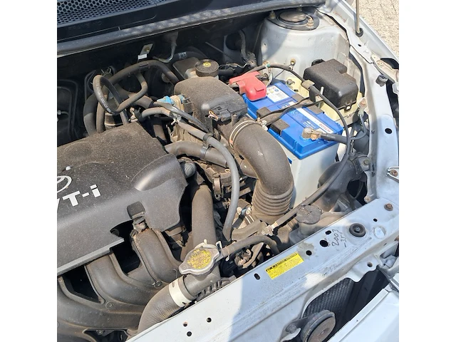 Personenauto, toyota, yaris 1.3-16v vvt-i luna, 2001 - afbeelding 16 van  29
