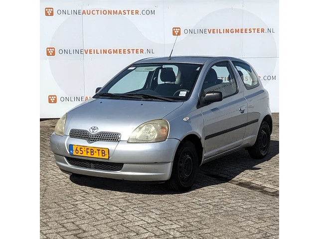Personenauto toyota, yaris 1.3-16v vvt-i sol, grijs, bouwjaar 2000 - afbeelding 1 van  45