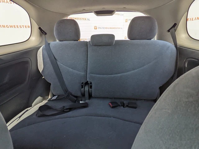 Personenauto toyota, yaris 1.3-16v vvt-i sol, grijs, bouwjaar 2000 - afbeelding 23 van  45