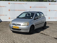Personenauto toyota, yaris 1.3-16v vvt-i sol, grijs, bouwjaar 2000 - afbeelding 2 van  45