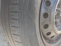 Personenauto toyota, yaris 1.3-16v vvt-i sol, grijs, bouwjaar 2000 - afbeelding 32 van  45