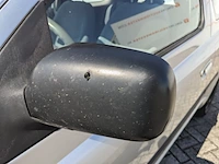 Personenauto toyota, yaris 1.3-16v vvt-i sol, grijs, bouwjaar 2000 - afbeelding 39 van  45