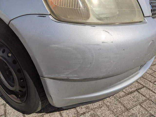 Personenauto toyota, yaris 1.3-16v vvt-i sol, grijs, bouwjaar 2000 - afbeelding 44 van  45