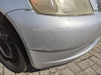 Personenauto toyota, yaris 1.3-16v vvt-i sol, grijs, bouwjaar 2000 - afbeelding 44 van  45