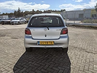 Personenauto toyota, yaris 1.3-16v vvt-i sol, grijs, bouwjaar 2000 - afbeelding 7 van  45