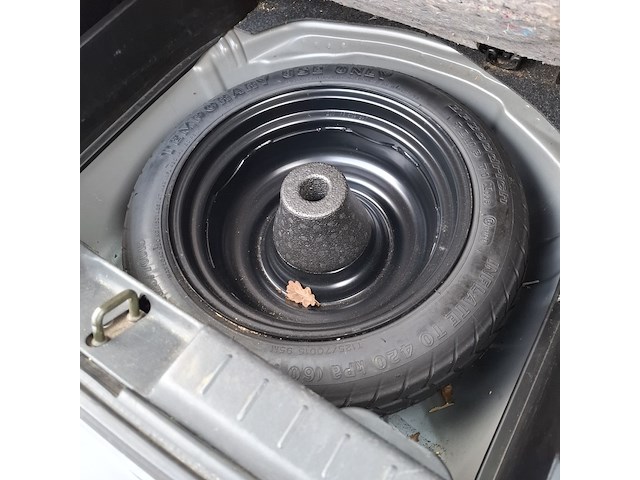 Personenauto toyota , yaris 1.3, bouwjaar 2006 - afbeelding 16 van  32