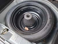 Personenauto toyota , yaris 1.3, bouwjaar 2006 - afbeelding 16 van  32