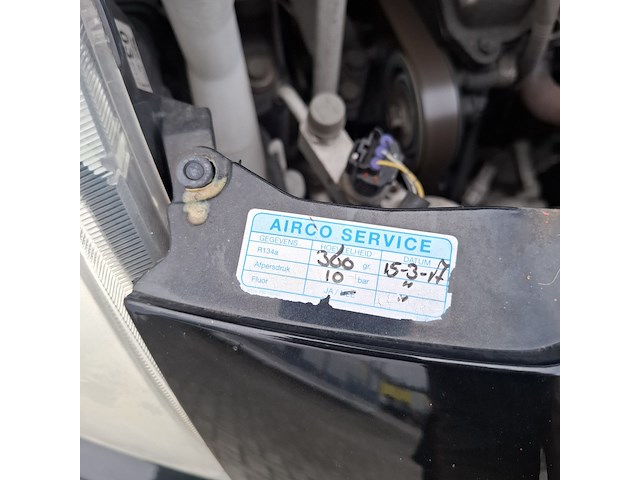 Personenauto toyota , yaris 1.3, bouwjaar 2006 - afbeelding 24 van  32