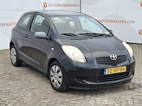 Personenauto toyota , yaris 1.3, bouwjaar 2006 - afbeelding 23 van  32