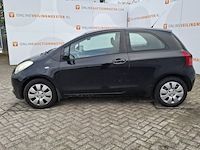 Personenauto toyota , yaris 1.3, bouwjaar 2006 - afbeelding 30 van  32