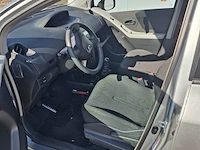 Personenauto toyota, yaris 1.3 vvti comfort, bouwjaar 2010 - afbeelding 60 van  60