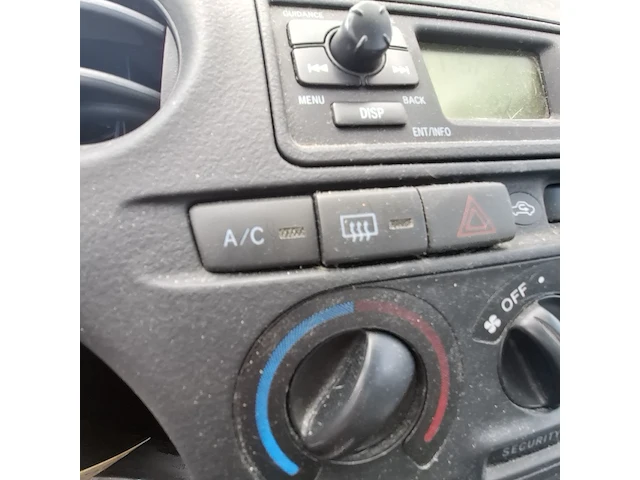 Personenauto toyota, yaris 1.3 vvti idols, bouwjaar 2005 - afbeelding 8 van  41