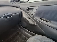 Personenauto toyota, yaris 1.3 vvti idols, bouwjaar 2005 - afbeelding 9 van  41