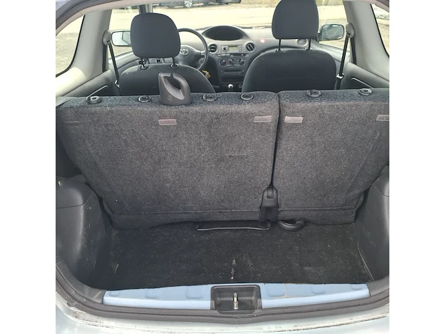 Personenauto toyota, yaris 1.3 vvti idols, bouwjaar 2005 - afbeelding 14 van  41