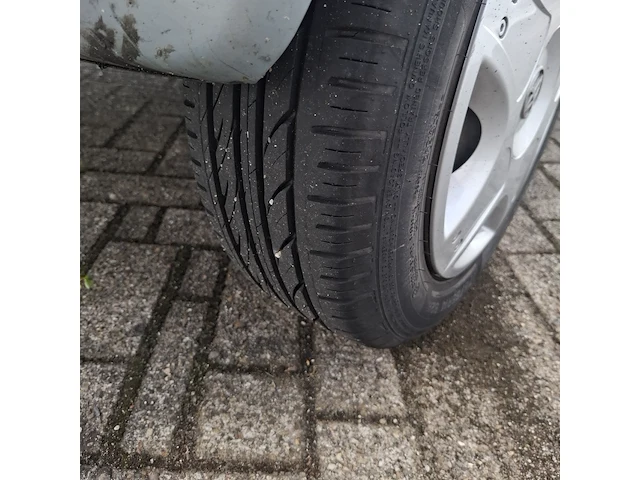 Personenauto toyota, yaris 1.3 vvti idols, bouwjaar 2005 - afbeelding 25 van  41