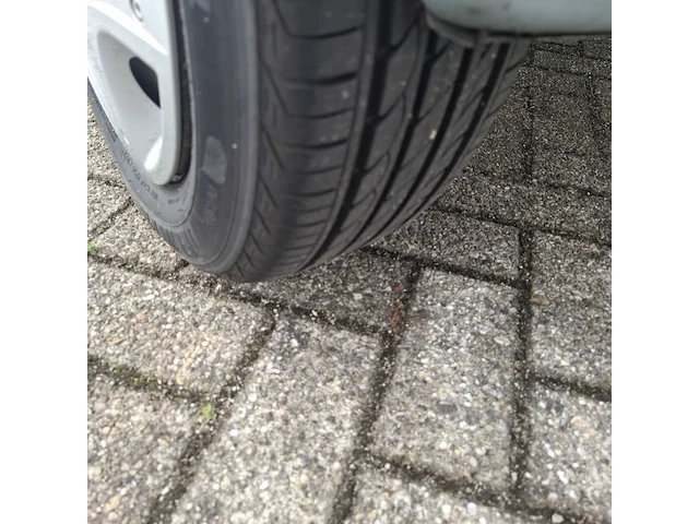 Personenauto toyota, yaris 1.3 vvti idols, bouwjaar 2005 - afbeelding 27 van  41