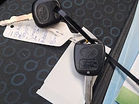 Personenauto toyota, yaris 1.3 vvti idols, bouwjaar 2005 - afbeelding 36 van  41