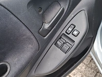 Personenauto toyota, yaris 1.3 vvti idols, bouwjaar 2005 - afbeelding 41 van  41