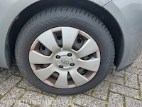 Personenauto toyota, yaris 1.3 vvti sol mmt, grijs, bouwjaar 2007 - afbeelding 4 van  31