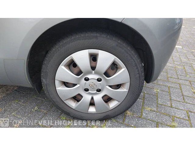 Personenauto toyota, yaris 1.3 vvti sol mmt, grijs, bouwjaar 2007 - afbeelding 9 van  31
