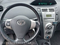 Personenauto toyota, yaris 1.3 vvti sol mmt, grijs, bouwjaar 2007 - afbeelding 19 van  31
