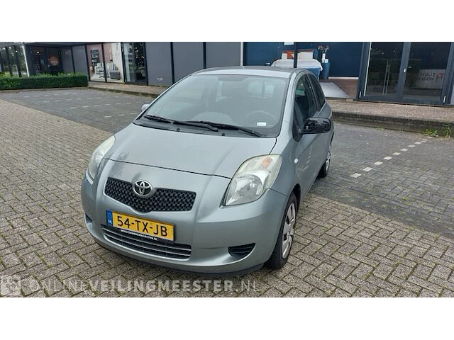Personenauto toyota, yaris 1.3 vvti sol mmt, grijs, bouwjaar 2007 - afbeelding 12 van  31