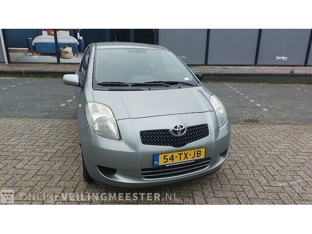 Personenauto toyota, yaris 1.3 vvti sol mmt, grijs, bouwjaar 2007 - afbeelding 23 van  31