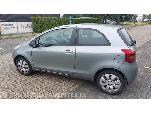 Personenauto toyota, yaris 1.3 vvti sol mmt, grijs, bouwjaar 2007 - afbeelding 31 van  31