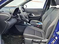 Personenauto toyota, yaris cross 1.5 hybrid, blauw, bouwjaar 2023 - afbeelding 7 van  27