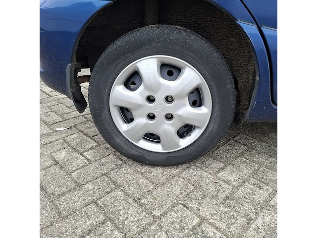 Personenauto toyota, yaris verso 1.3-16v vvti sol, bouwjaar 2000 - afbeelding 4 van  39