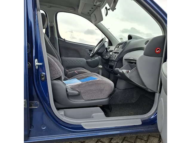 Personenauto toyota, yaris verso 1.3-16v vvti sol, bouwjaar 2000 - afbeelding 20 van  39