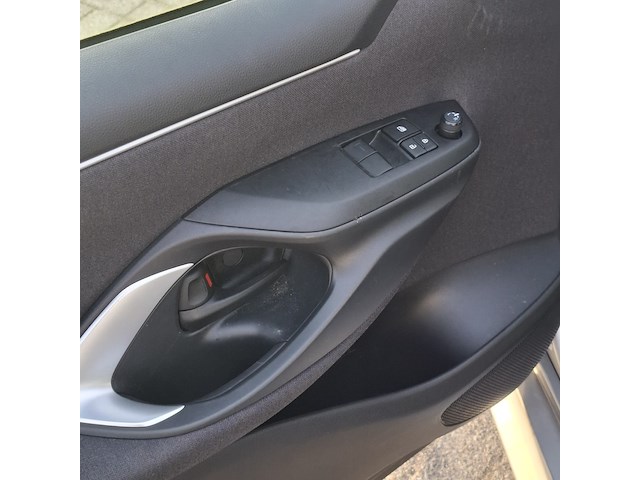 Personenauto, toyota, yaris - afbeelding 16 van  94