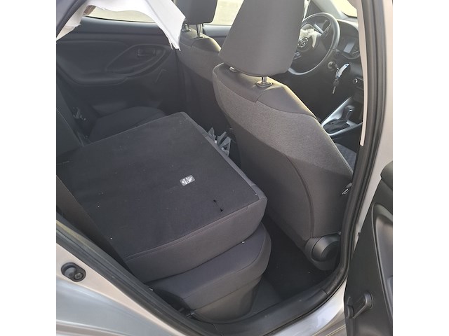 Personenauto, toyota, yaris - afbeelding 27 van  94