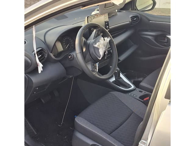 Personenauto, toyota, yaris - afbeelding 66 van  94