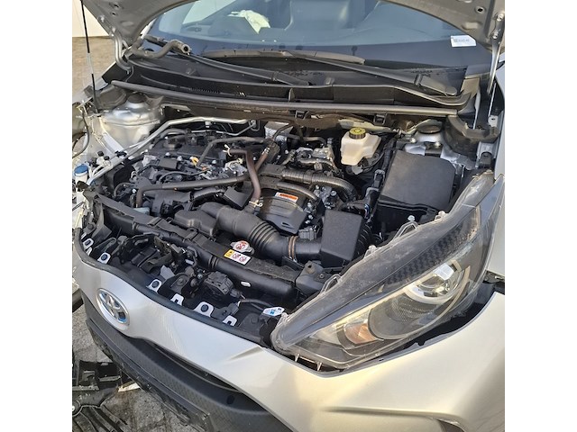 Personenauto, toyota, yaris - afbeelding 90 van  94