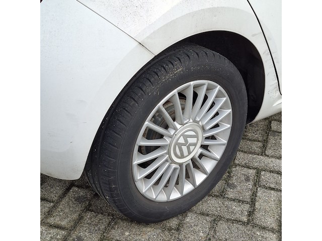 Personenauto volkswagen, 1.0 high up! bluemotion, wit, bouwjaar 2012 - afbeelding 3 van  49