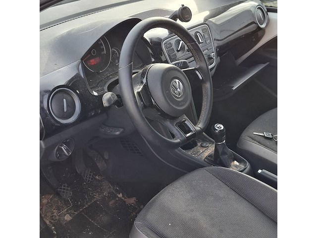 Personenauto volkswagen, 1.0 high up! bluemotion, wit, bouwjaar 2012 - afbeelding 5 van  49