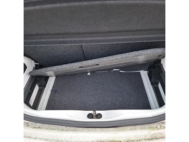 Personenauto volkswagen, 1.0 high up! bluemotion, wit, bouwjaar 2012 - afbeelding 26 van  49