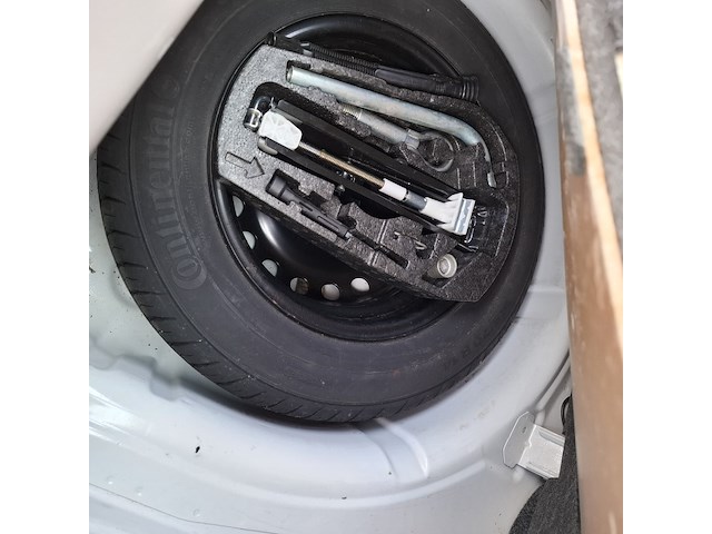 Personenauto volkswagen, 1.0 high up! bluemotion, wit, bouwjaar 2012 - afbeelding 27 van  49