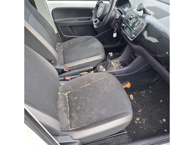 Personenauto volkswagen, 1.0 high up! bluemotion, wit, bouwjaar 2012 - afbeelding 30 van  49