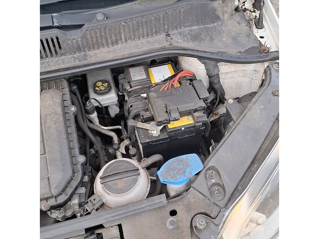 Personenauto volkswagen, 1.0 high up! bluemotion, wit, bouwjaar 2012 - afbeelding 36 van  49