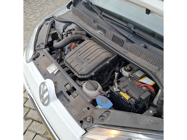Personenauto volkswagen, 1.0 high up! bluemotion, wit, bouwjaar 2012 - afbeelding 37 van  49