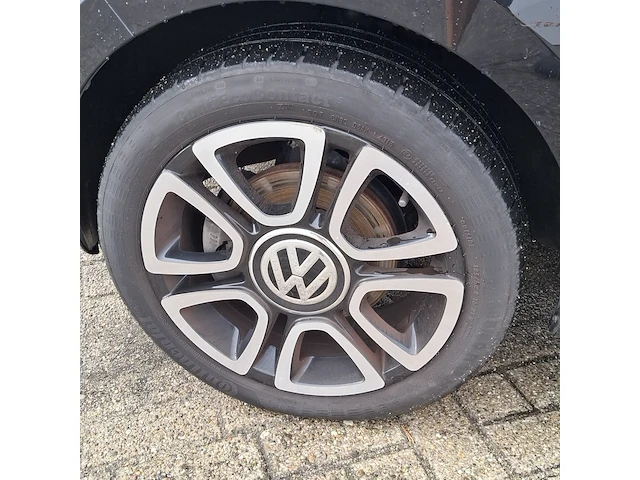 Personenauto volkswagen, 1.0 high up! bluemotion, zwart, bouwjaar 2014 - afbeelding 2 van  50