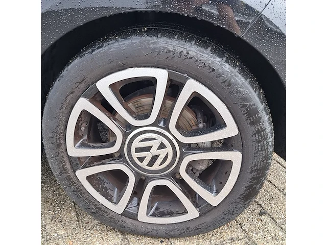 Personenauto volkswagen, 1.0 high up! bluemotion, zwart, bouwjaar 2014 - afbeelding 4 van  50